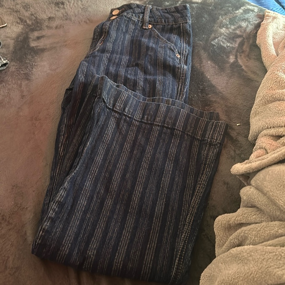 I’m selling rock and roll jeans